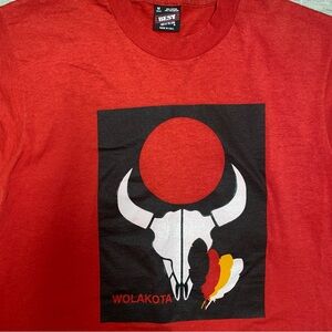 VTG Single Stitch Shirt Adult Sm-Med Red Cow Bull Skull 90s Western Wolakota USA
